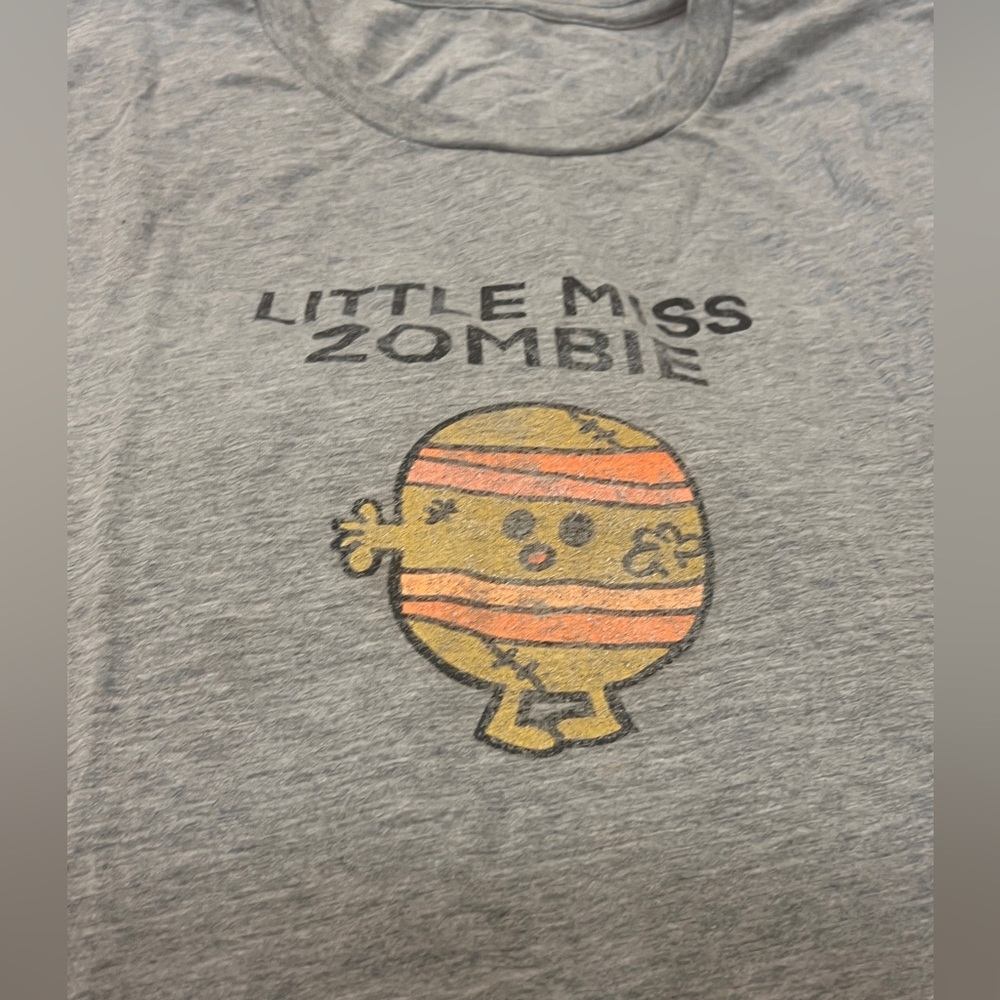 LITTLE MISS ZOMBIE T-shirt
